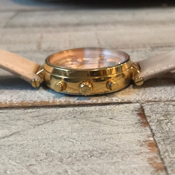 Michael Kors watch - Picture 5 of 9